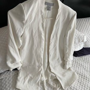 H&M WHITE BLAZER